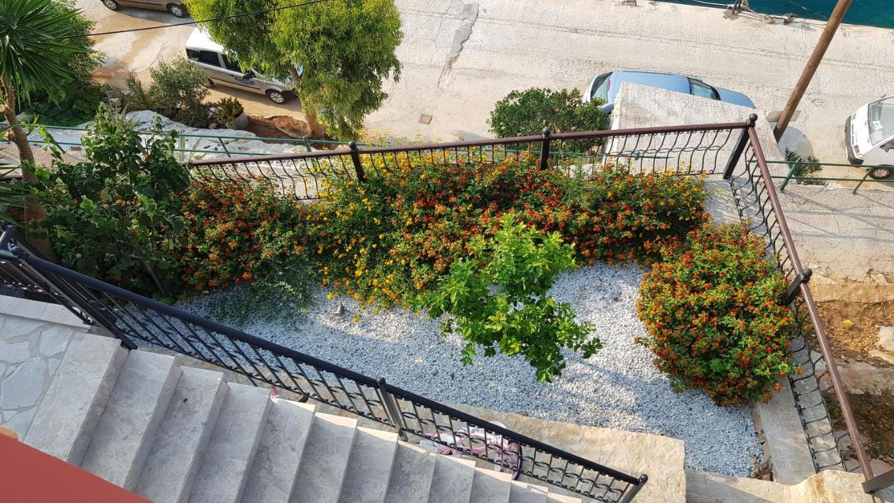 Kleanthi And Kostas Studios Symi Exteriör bild