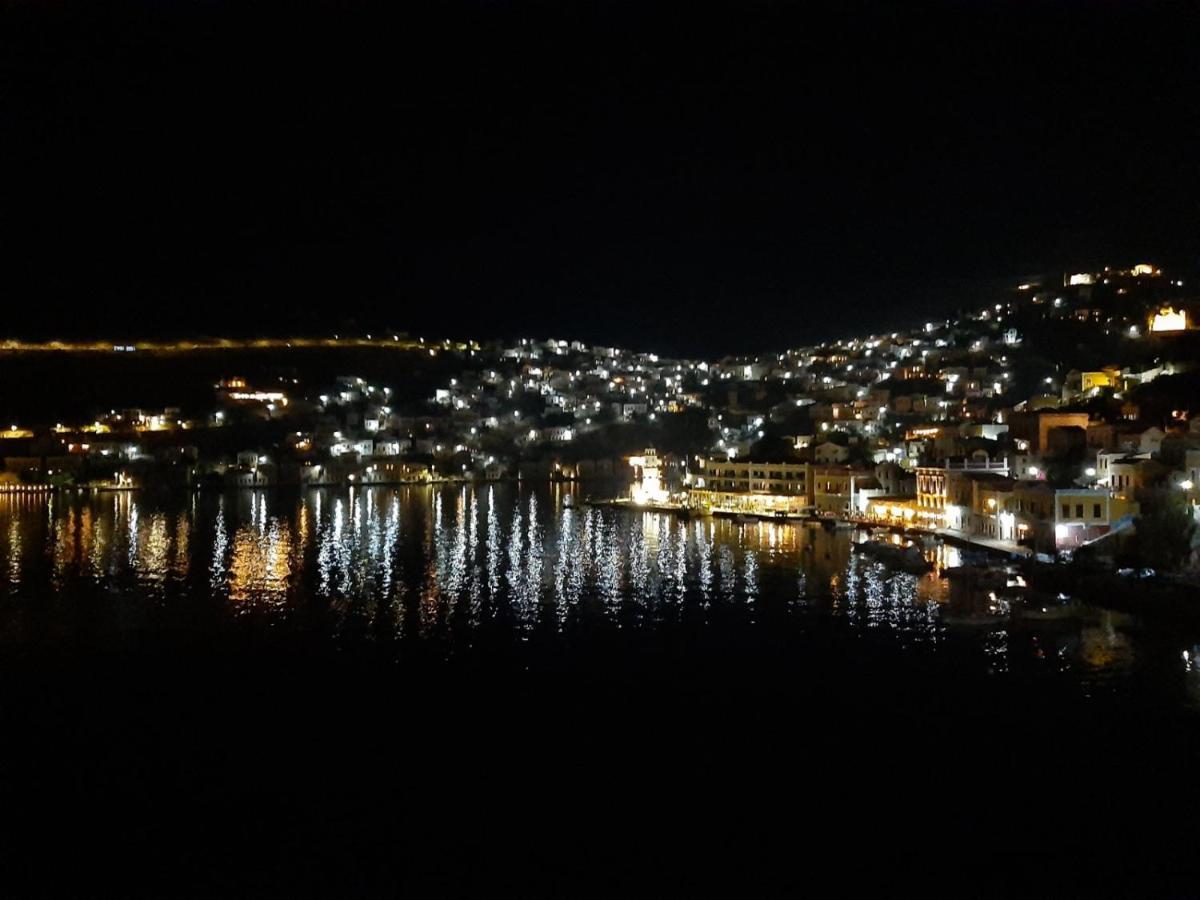 Kleanthi And Kostas Studios Symi Exteriör bild