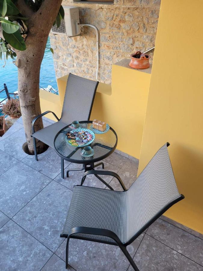 Kleanthi And Kostas Studios Symi Exteriör bild