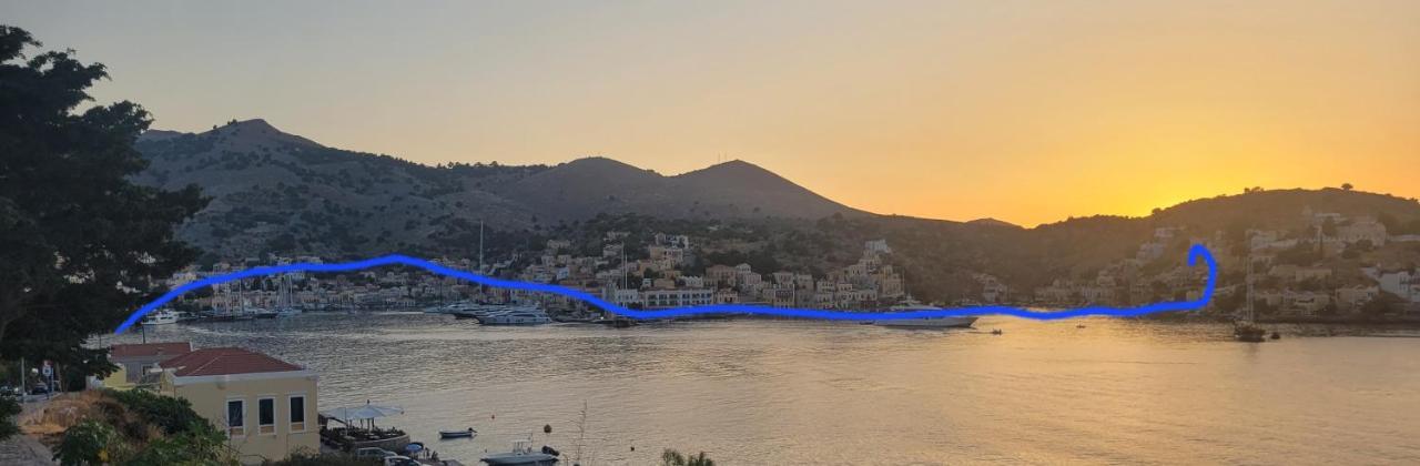 Kleanthi And Kostas Studios Symi Rum bild