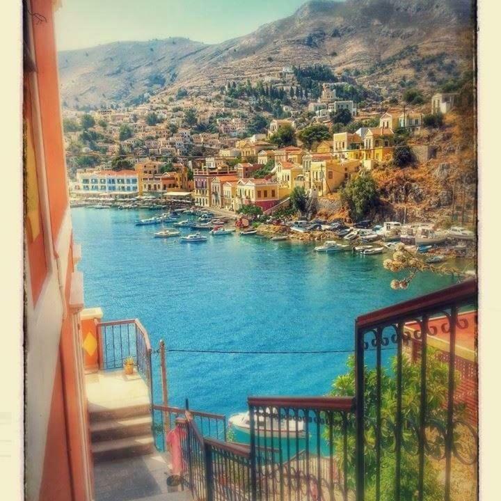 Kleanthi And Kostas Studios Symi Exteriör bild