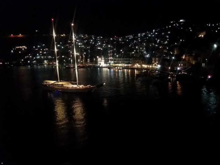 Kleanthi And Kostas Studios Symi Exteriör bild