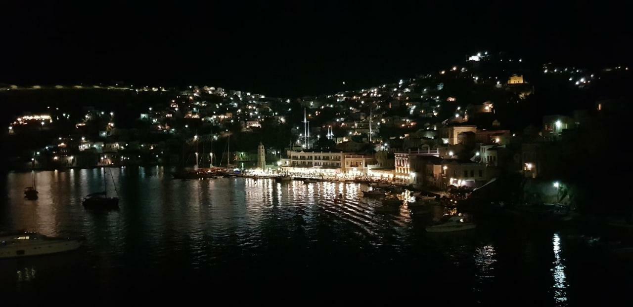 Kleanthi And Kostas Studios Symi Exteriör bild