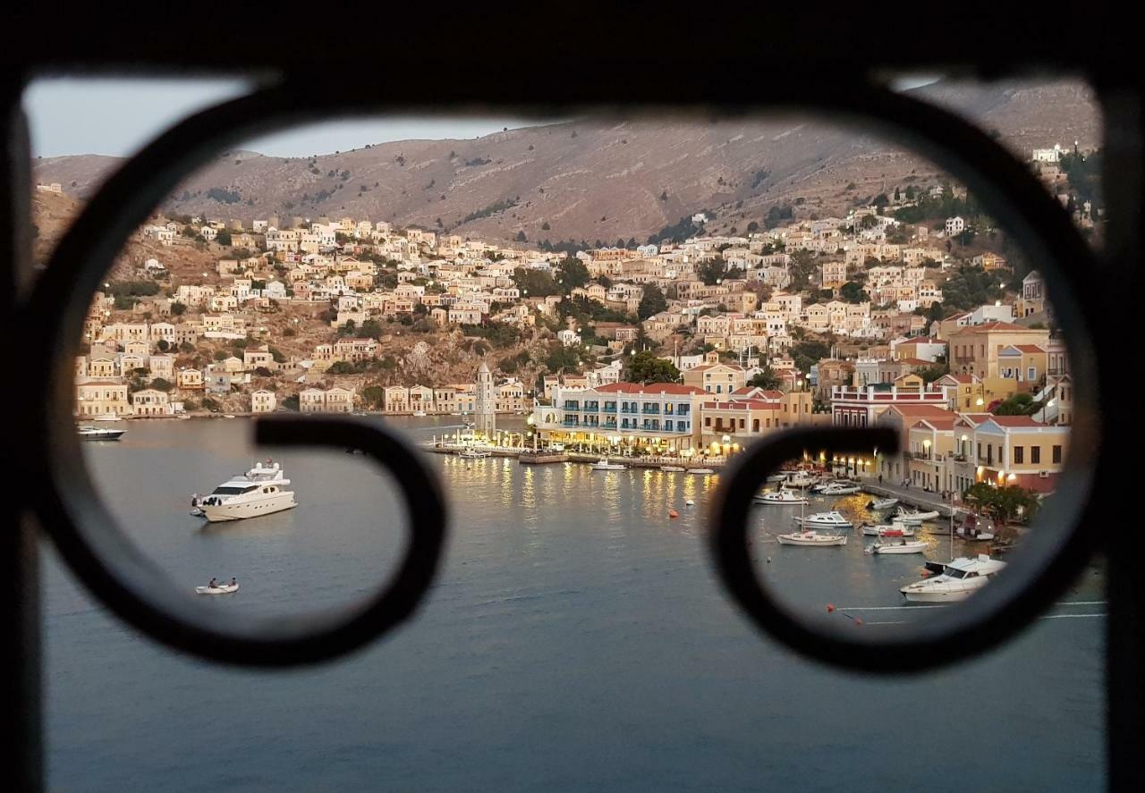 Kleanthi And Kostas Studios Symi Exteriör bild